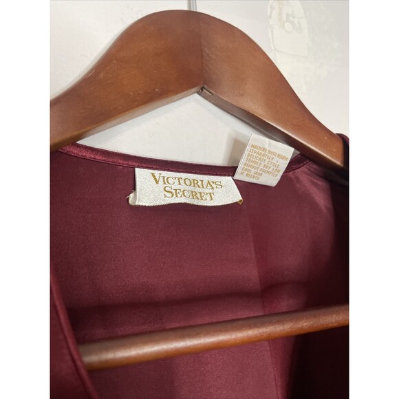 Vintage Victoria Secret Gold Label Womens P/S Pajama Top Wine Burgandy Satin - Picture 4 of 10